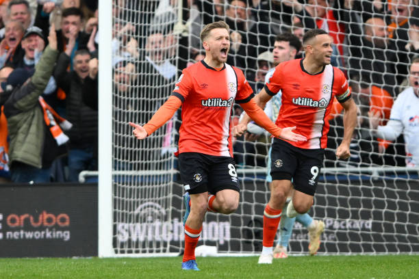 位挪威前锋 位挪威前锋