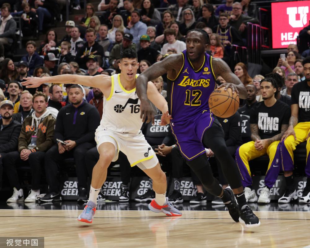 但他需要时 但他需要时