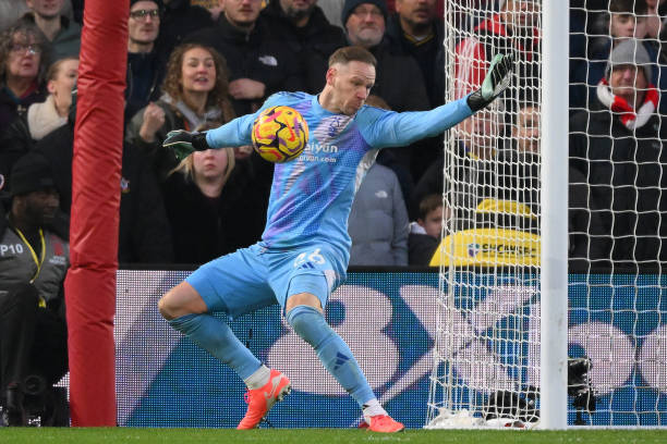 他的离开意 他的离开意