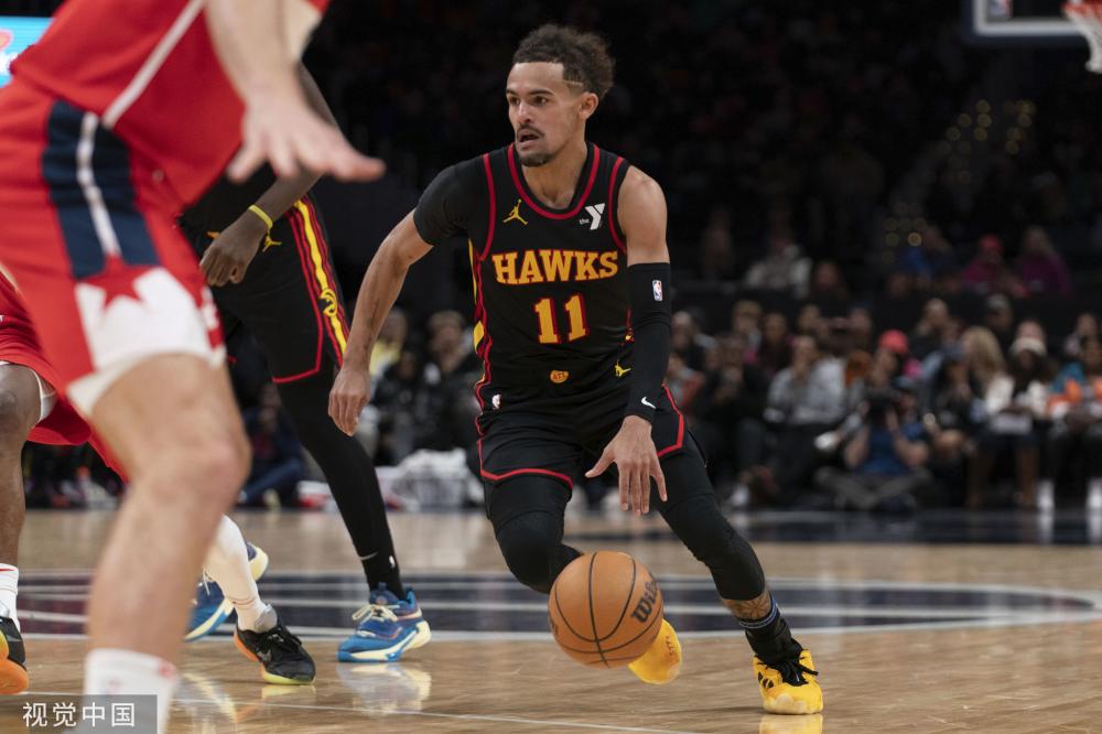 场上脱颖而 场上脱颖而